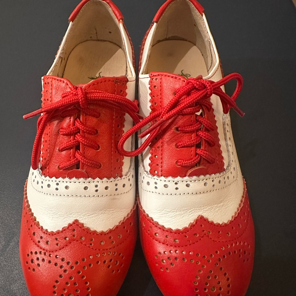 Vintage Style Red & White Brogue Spectator Tap Shoes - Sz 5 W